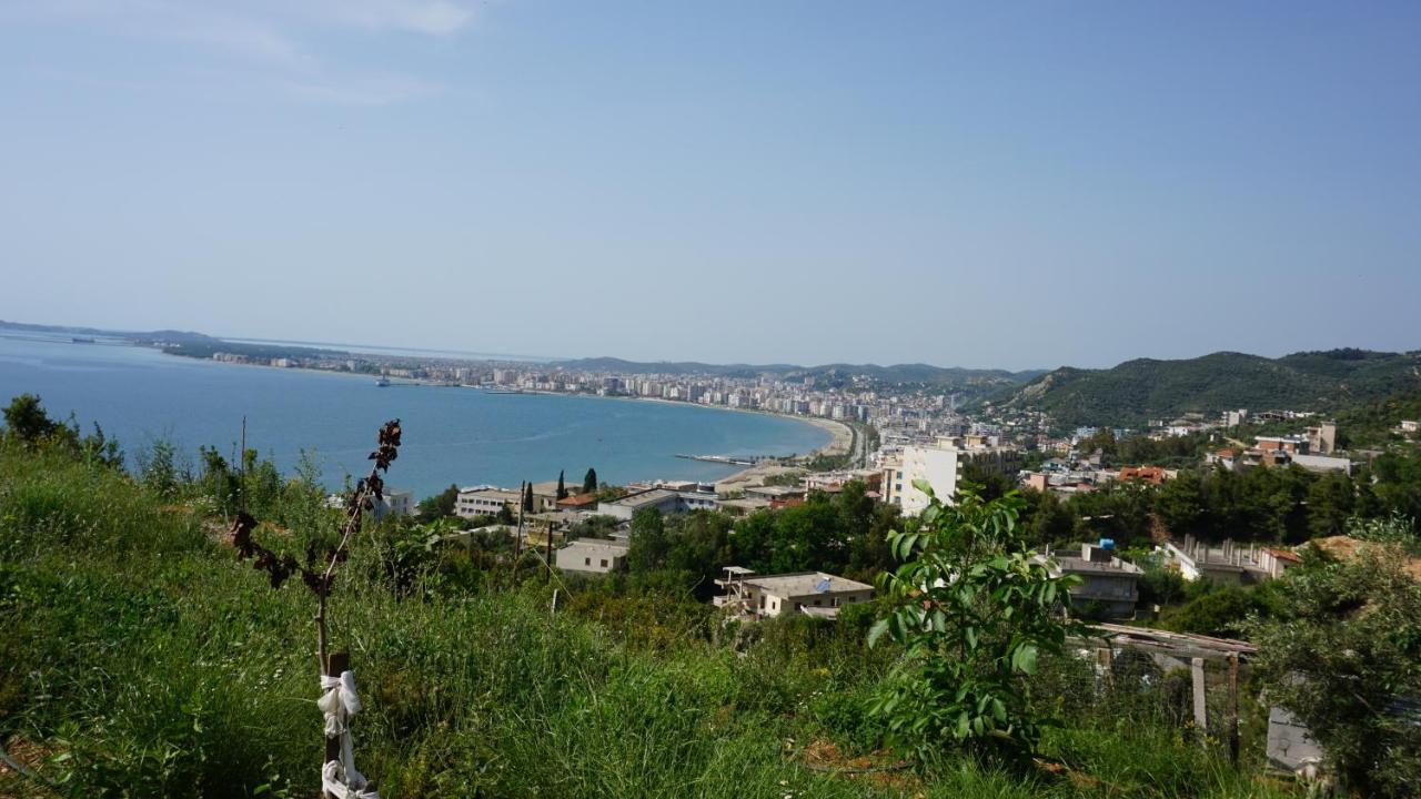 Markev Apartments Vlorë Esterno foto
